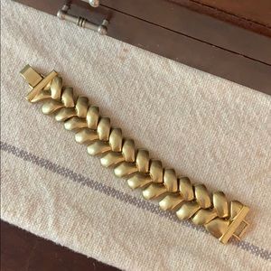 Banana republic gold bracelet